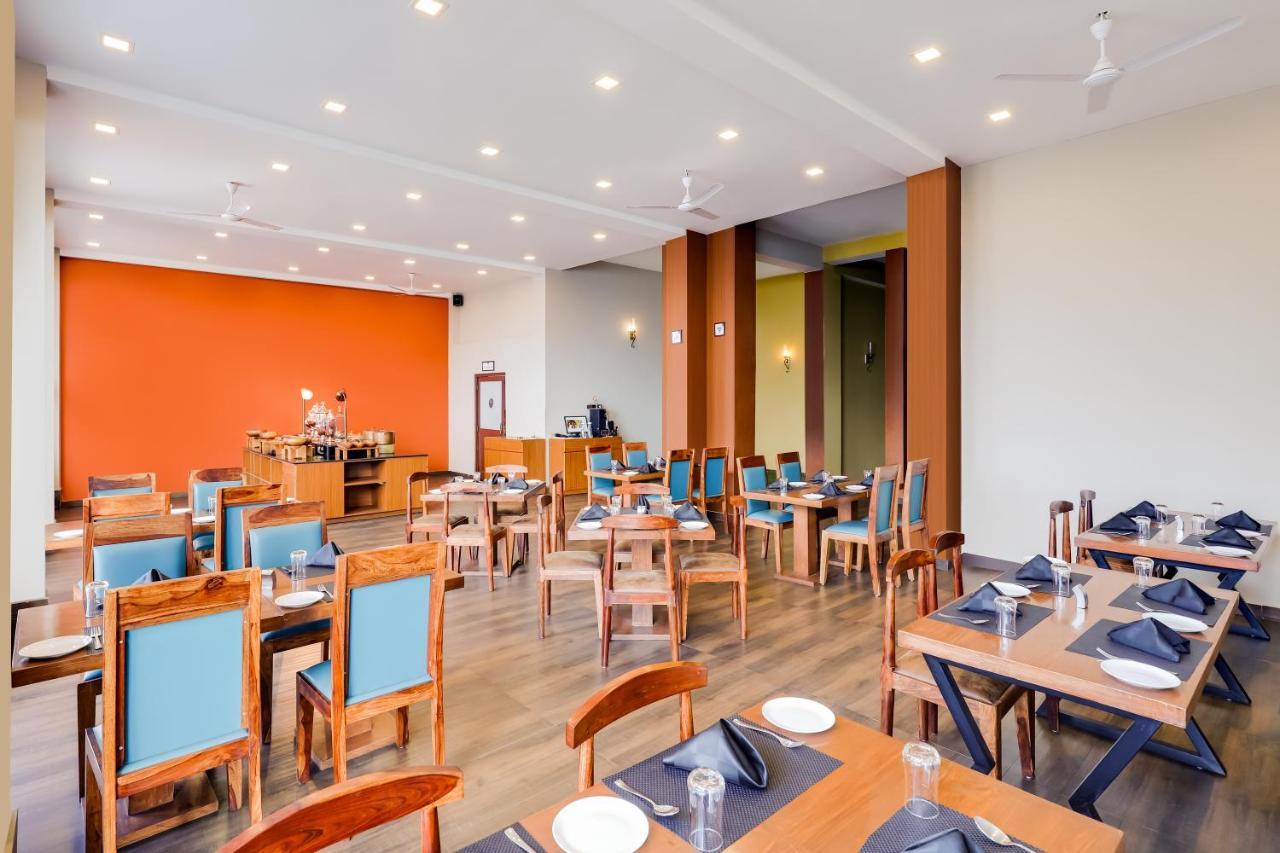 Mount Himalayan Hotel 강토크 외부 사진