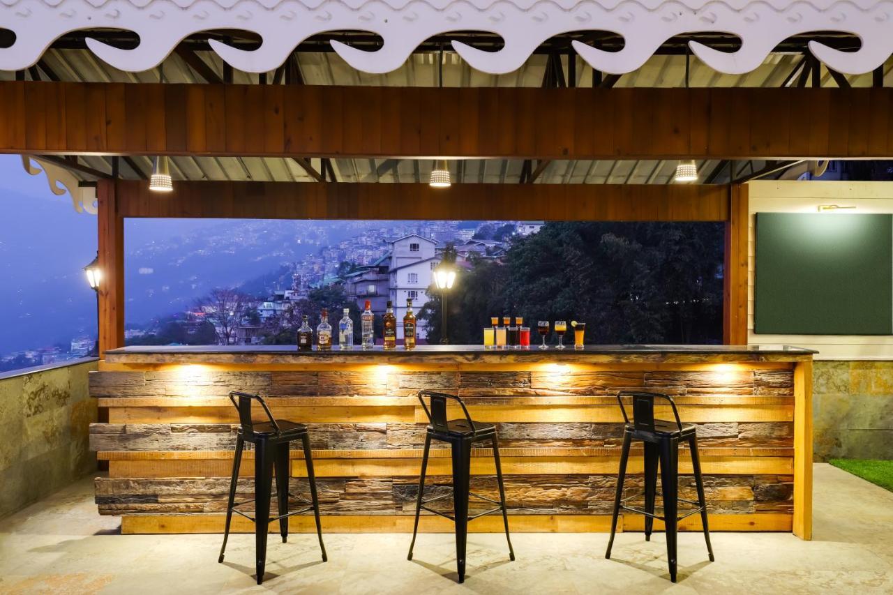 Mount Himalayan Hotel 강토크 외부 사진